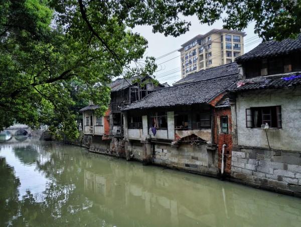 日本人早餐都吃些什么?为什么早上在日本的街上没有早餐摊呢?